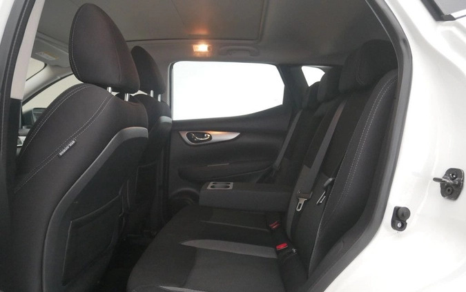 Nissan Qashqai cena 78899 przebieg: 50008, rok produkcji 2019 z Warszawa małe 211